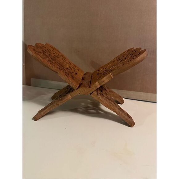 Large Vintage Hand Carved Wood Bible Cook Book Holder Folding Collapsible Stand - Picture 1 of 11